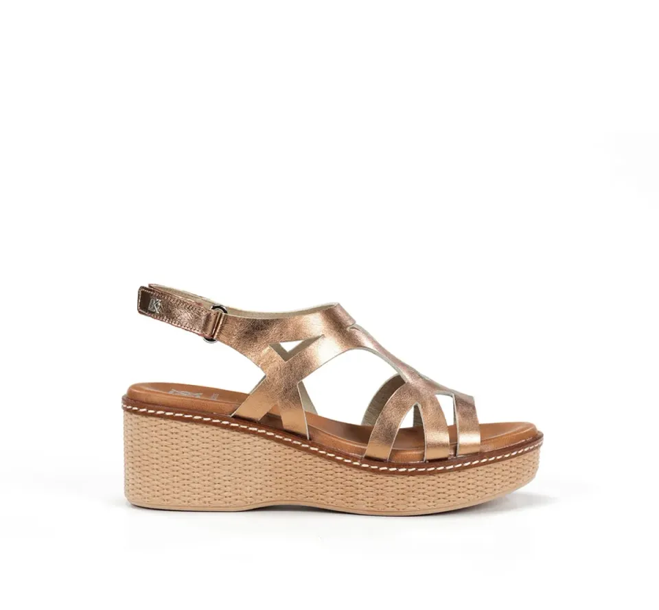 Fluchos Nido D9451 sandali donna marrone con zeppa leggera