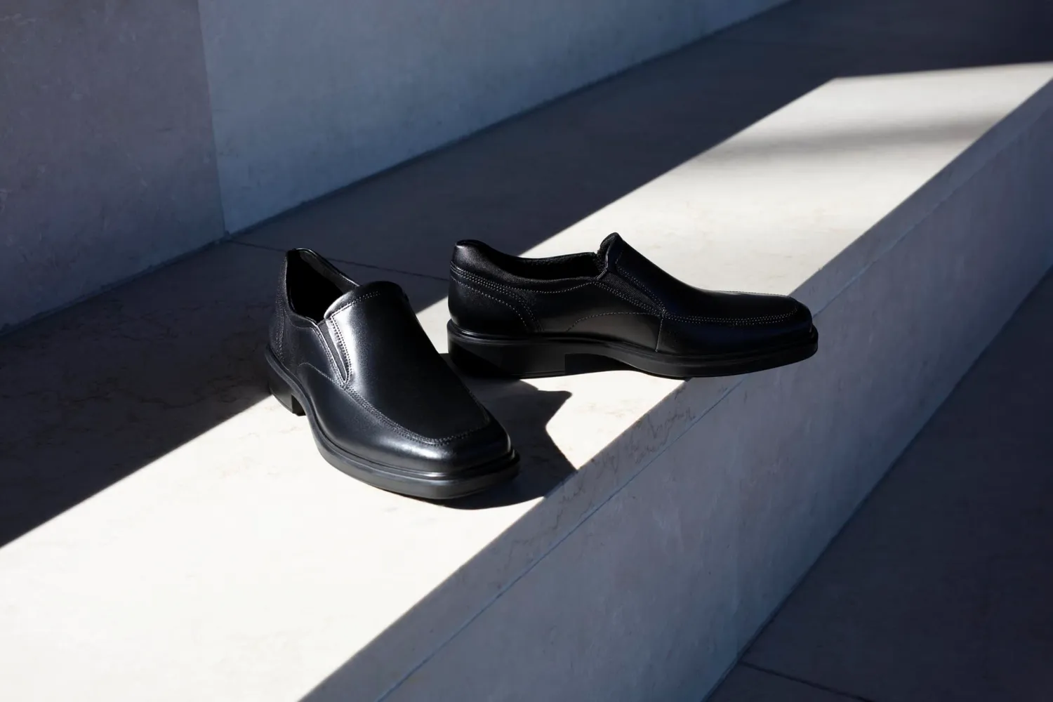 Ecco Helsinki 2 slip on uomo pelle comode