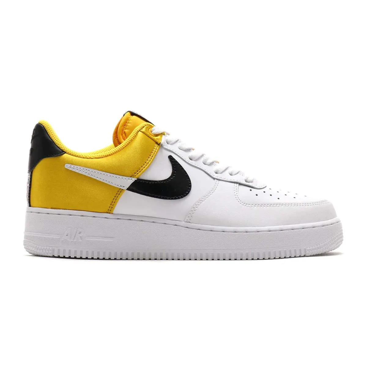 Nike Air Force 1 07 LV8 2 sneakers uomo 11 nere