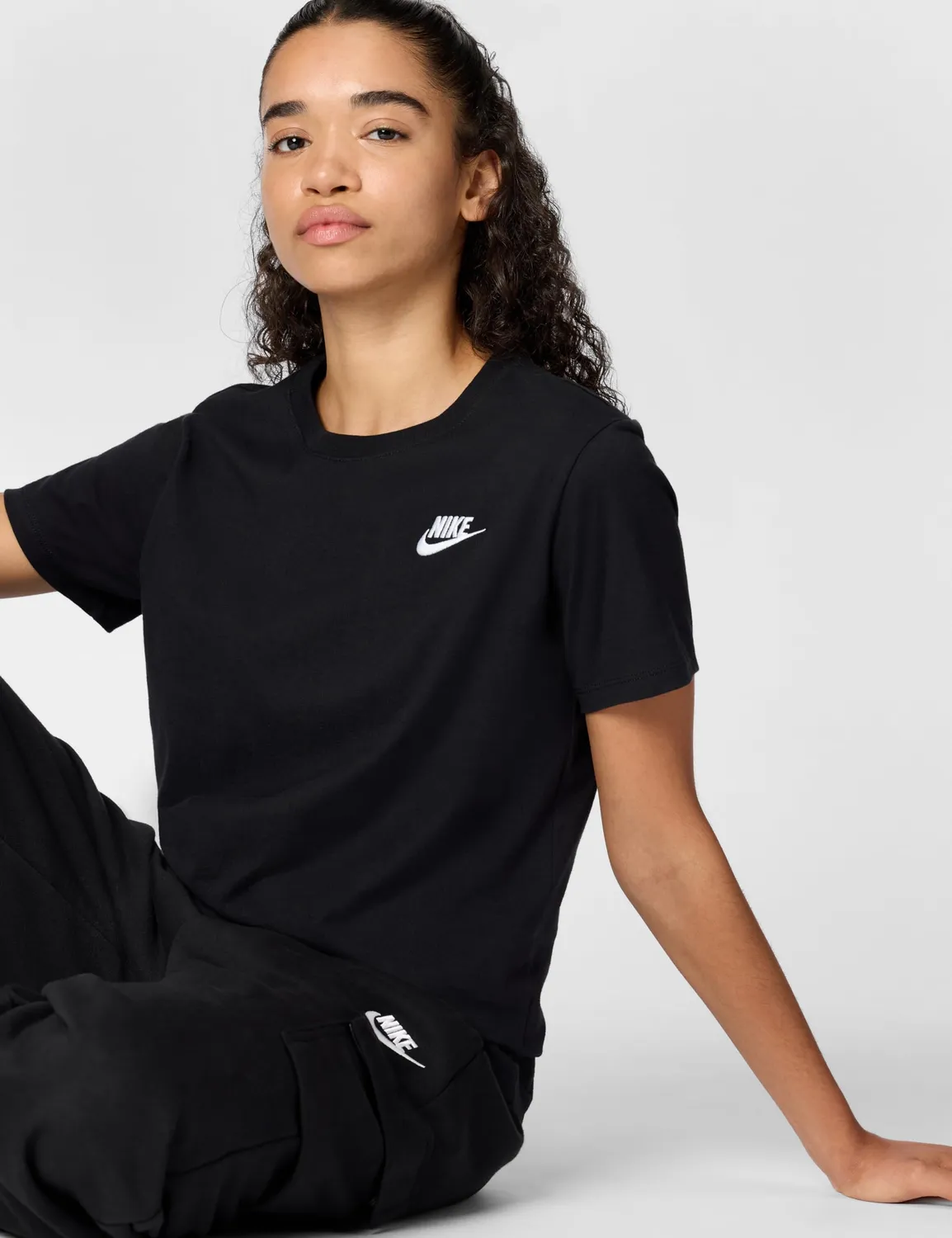 Nike NSW Club t-shirt uomo bianca L