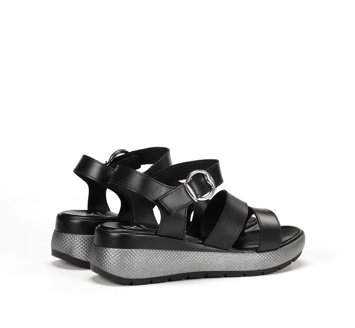 Fluchos Ever D9313 sandalo donna nero fibbia