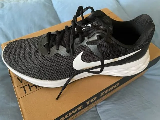 Nike Revolution 6 scarpe running uomo mesh traspirante
