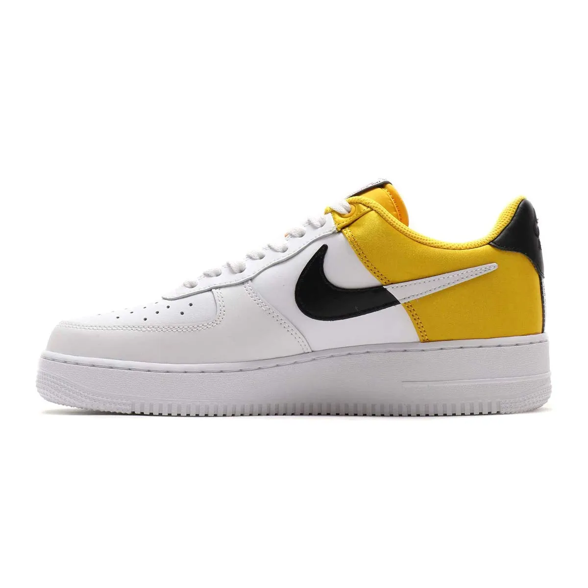 Nike Air Force 1 07 LV8 2 sneakers uomo 11 nere