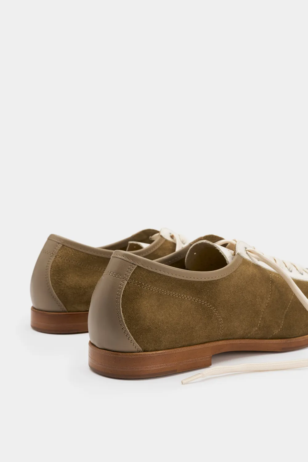 Eytys Victory scarpe eleganti scamosciato taupe