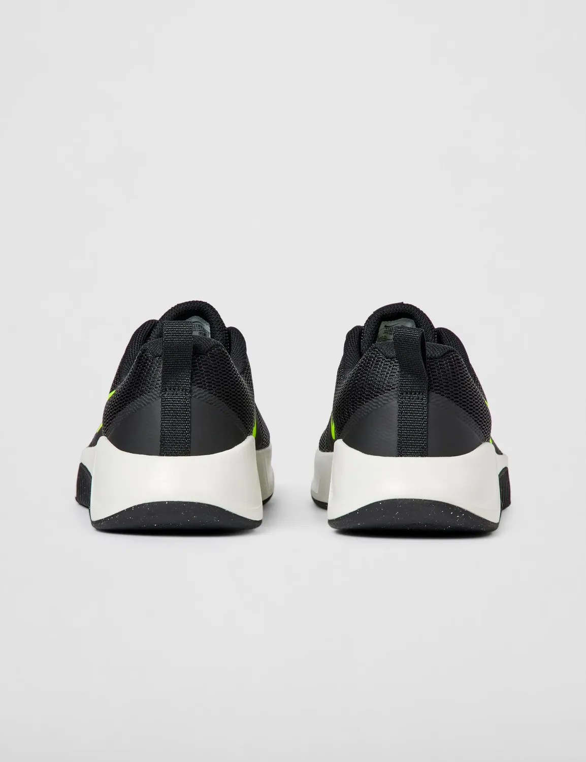 Nike MC Trainer 3 scarpe training uomo nero volt stabile