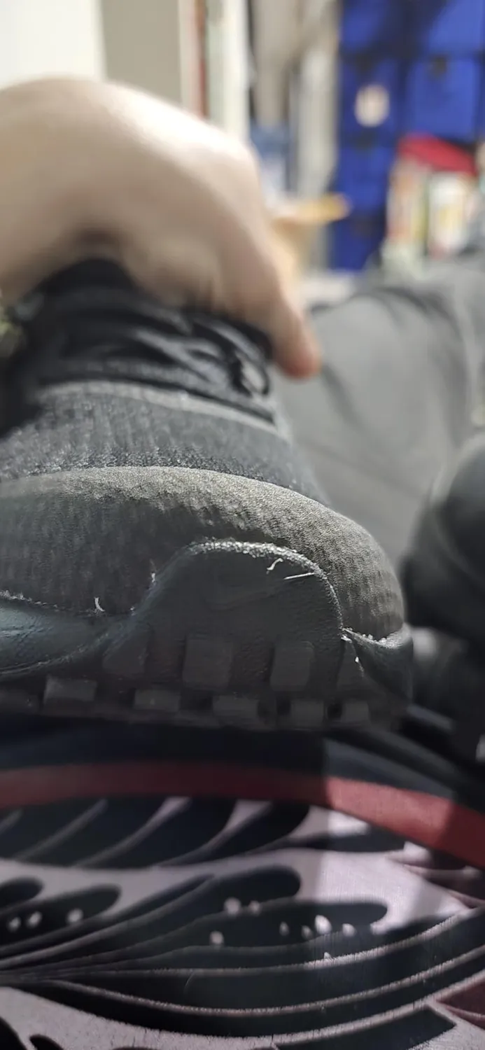 Nike Run Defy scarpe running donna bianco nero traspiranti