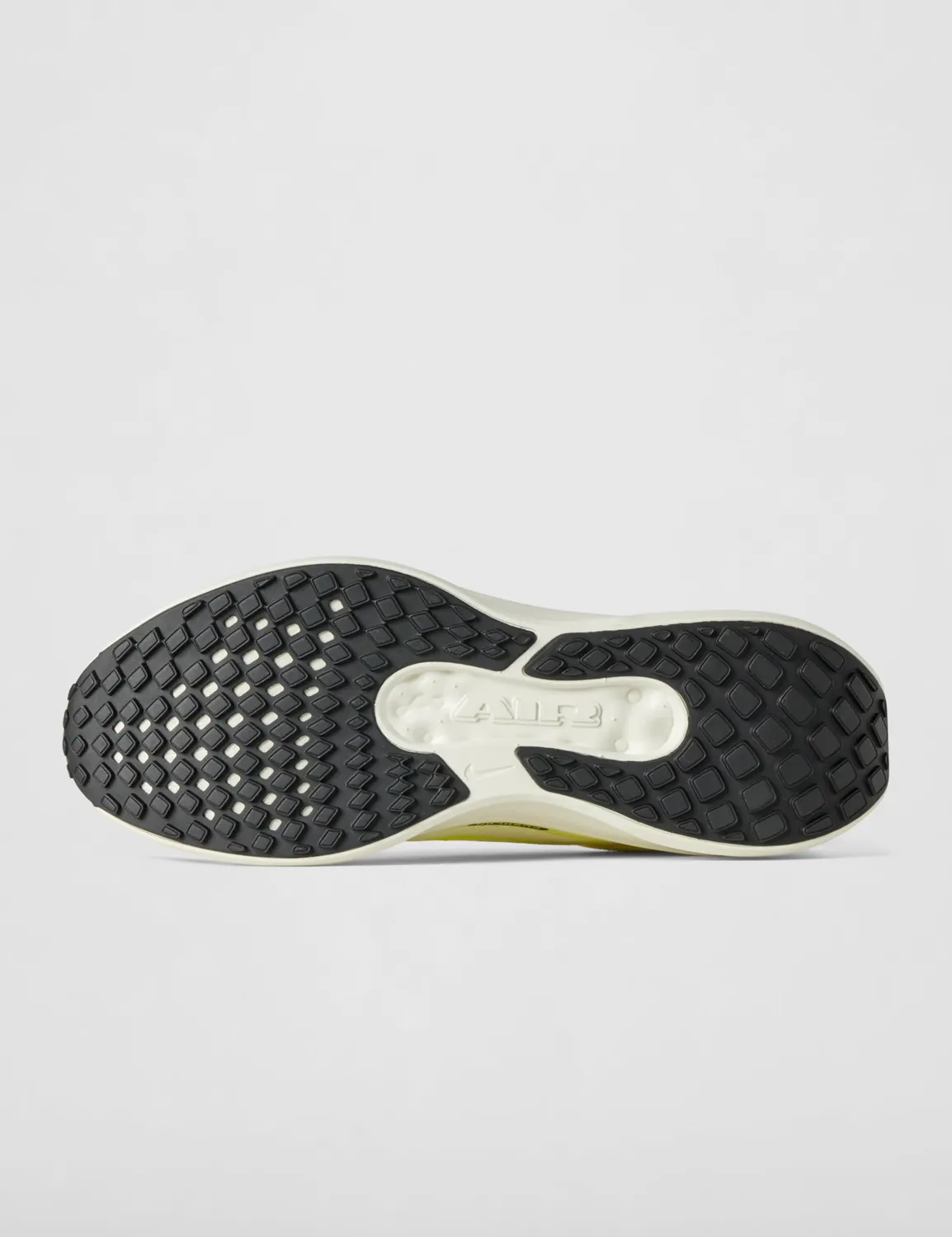 Nike Winflo 11 scarpe running uomo 44,5 giallo pianta larga