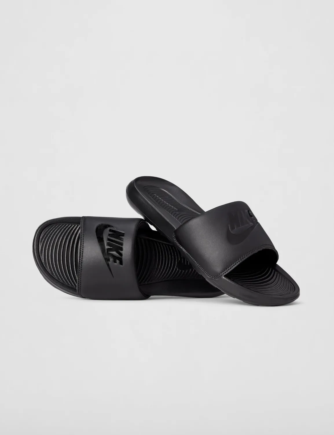 Nike Victori One CN9677-001 ciabatte nero 35.5 EU comode